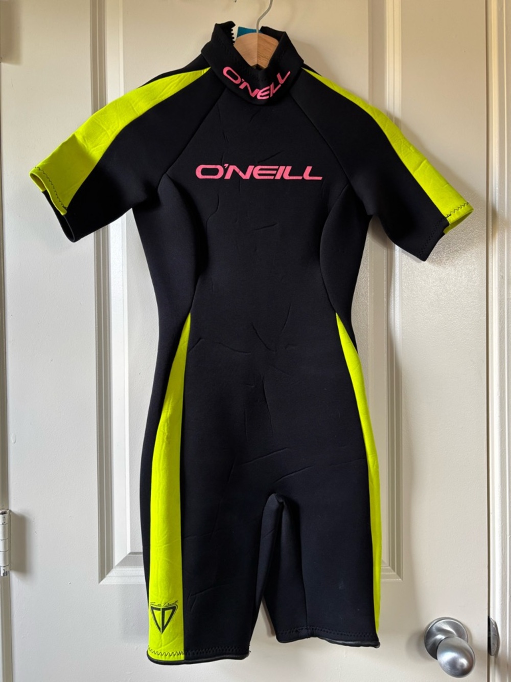O’Neill Wetsuit Women’s Size 4 Style 7430 Camille Duvall Edition